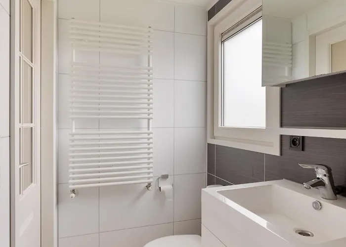 Hotel Polderpark 190 *